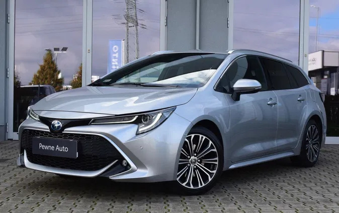 wielkopolskie Toyota Corolla cena 139900 przebieg: 27230, rok produkcji 2022 z Łochów